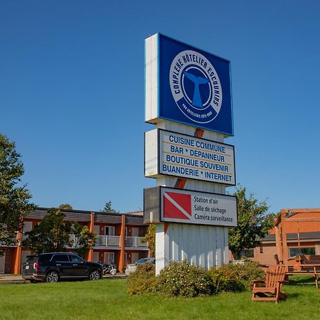 Complexe Hotelier Escoumins Les Escoumins Buitenkant foto