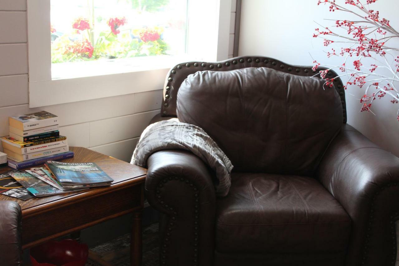 Complexe Hotelier Escoumins Les Escoumins Buitenkant foto